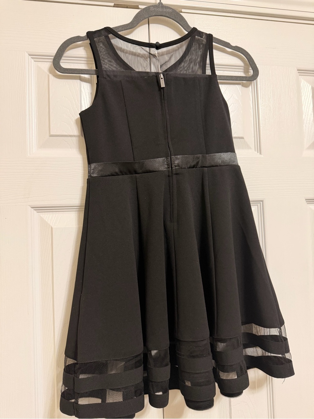 Calvin Klein girls dress - Picture 5 of 5